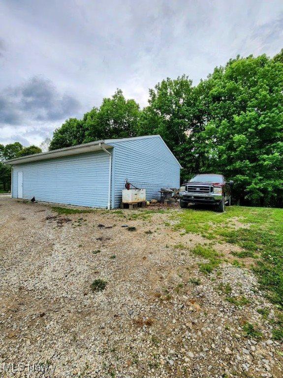 62525 Institute Road, Lore City, OH 43755