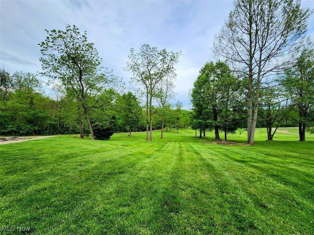 62525 Institute Road, Lore City, OH 43755