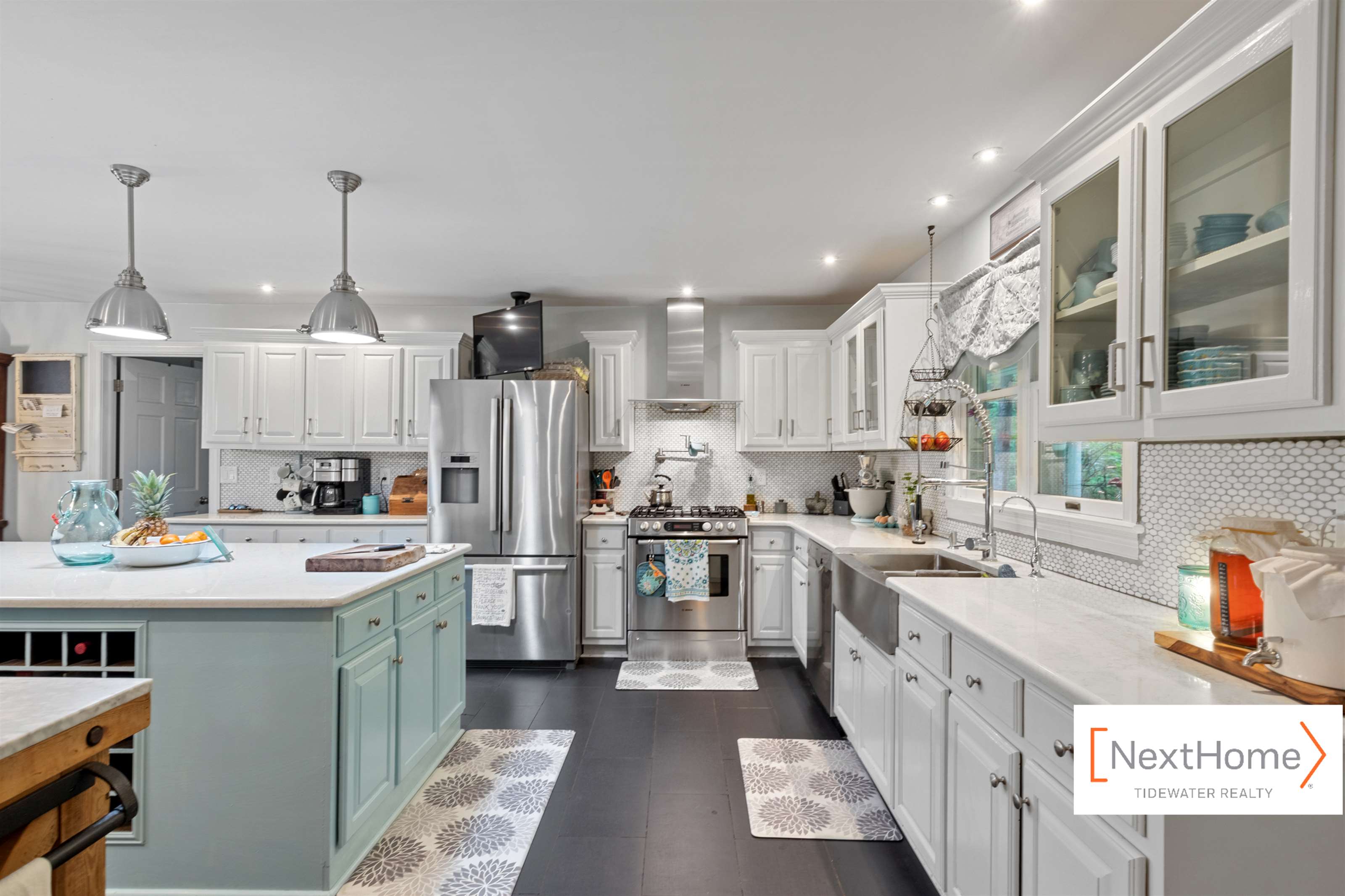 4601 Backwoods Rd, Chesapeake, VA 23322