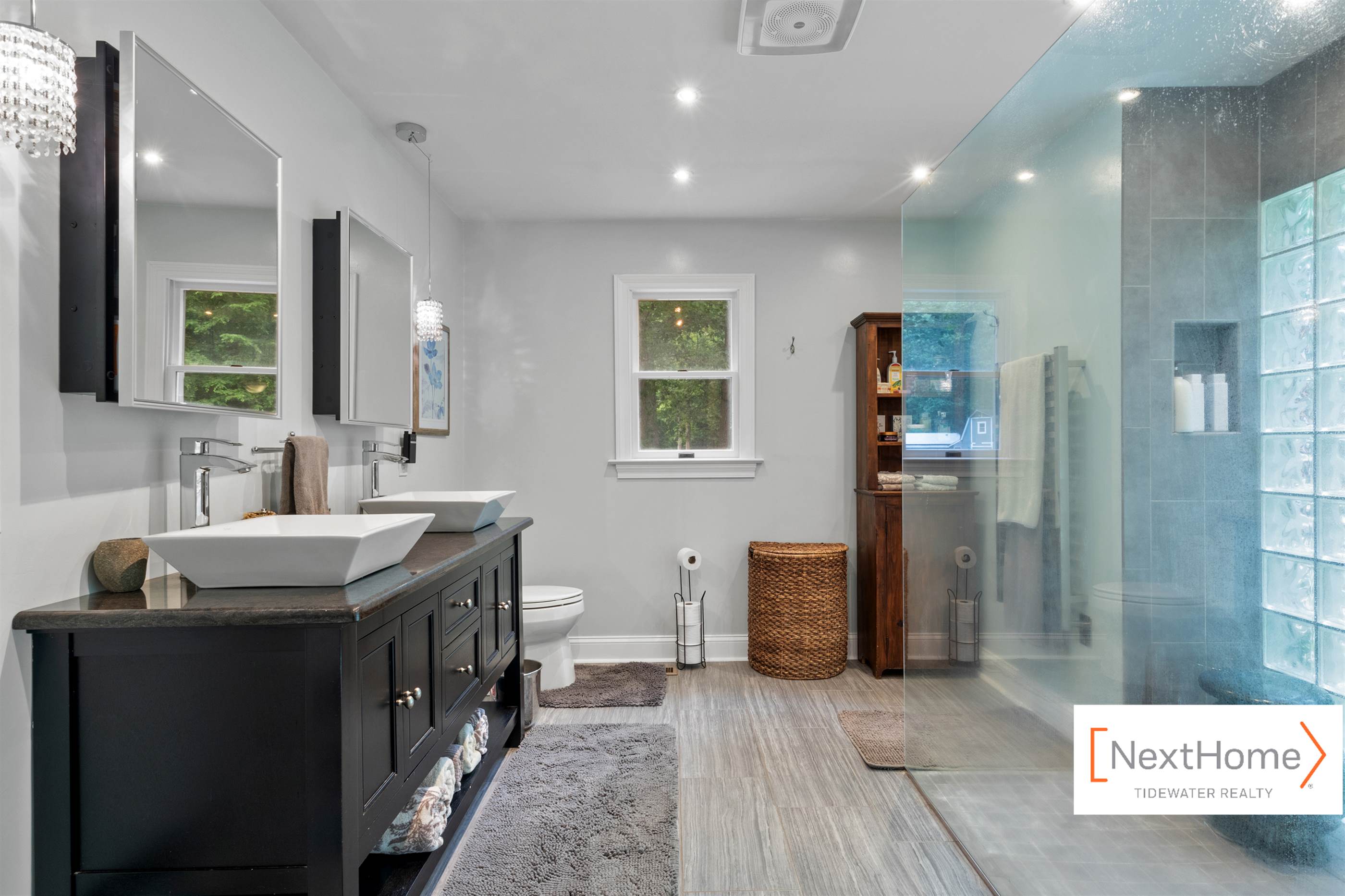 4601 Backwoods Rd, Chesapeake, VA 23322