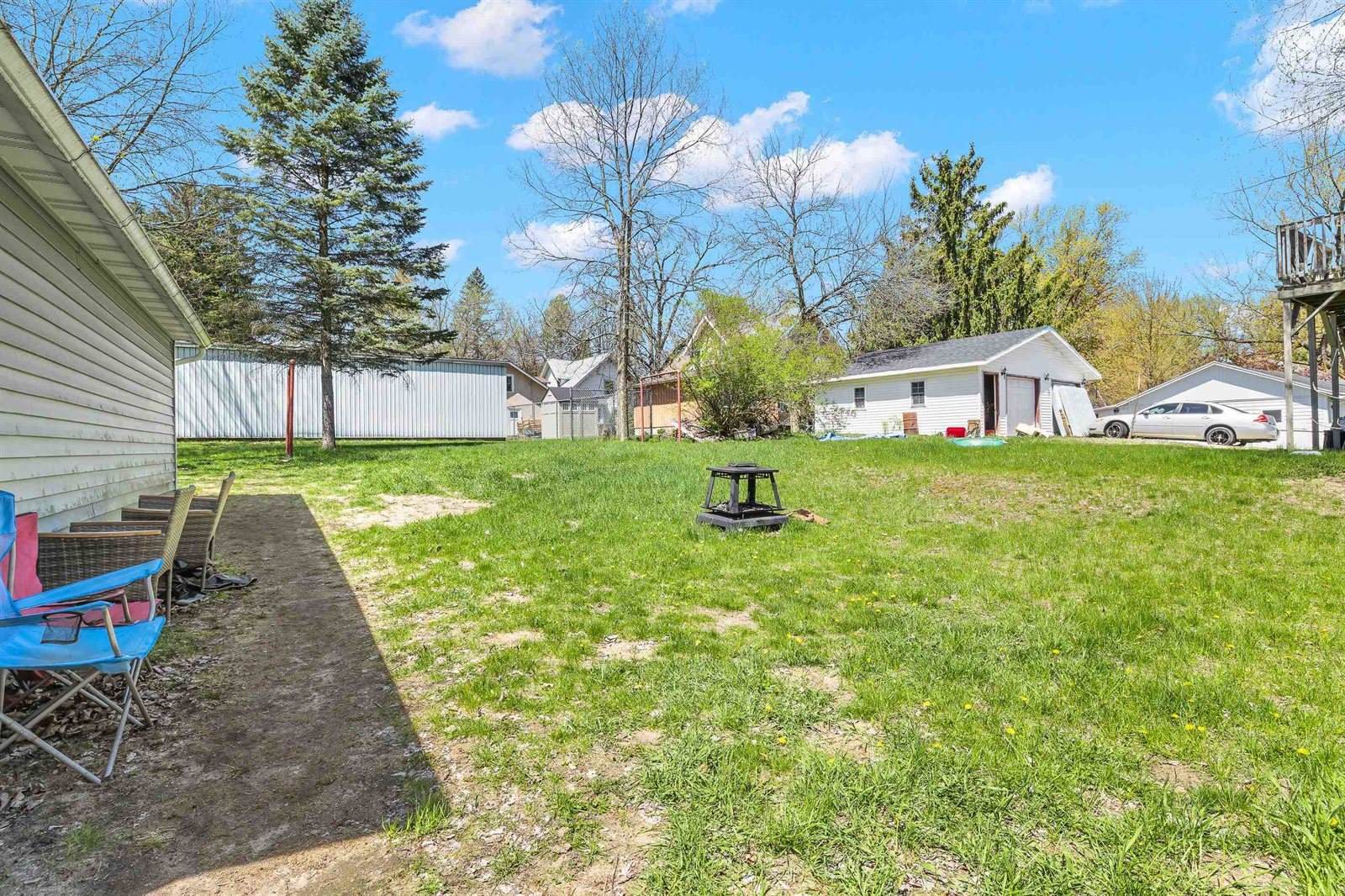 210 S Franklin Street, Waupaca, WI 54981