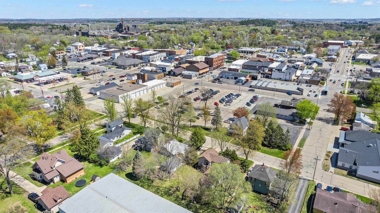 210 S Franklin Street, Waupaca, WI 54981