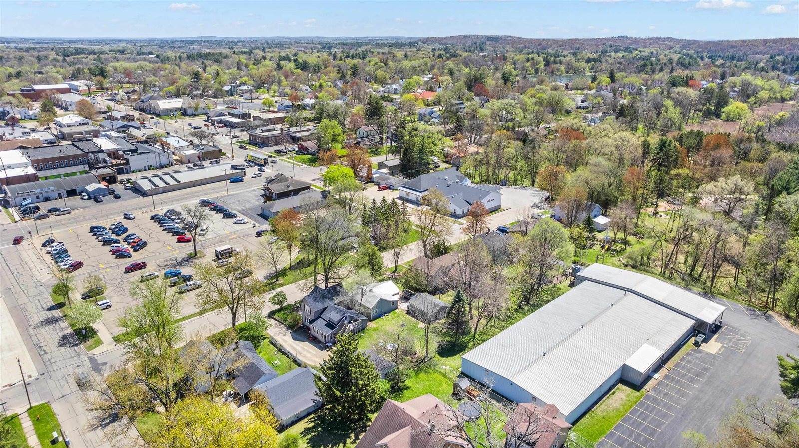 210 S Franklin Street, Waupaca, WI 54981