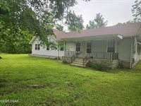 18748 Fir Road, Joplin, MO 64801