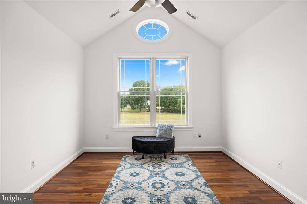 10150 Hedrick Farm Lane, Midland, VA 22728