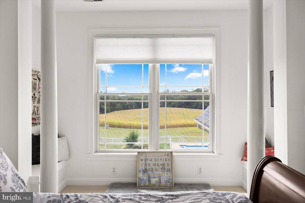 10150 Hedrick Farm Lane, Midland, VA 22728