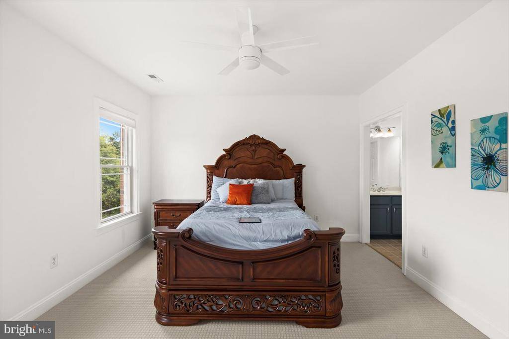 10150 Hedrick Farm Lane, Midland, VA 22728