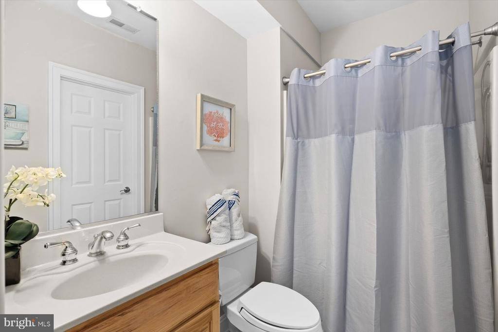 10150 Hedrick Farm Lane, Midland, VA 22728