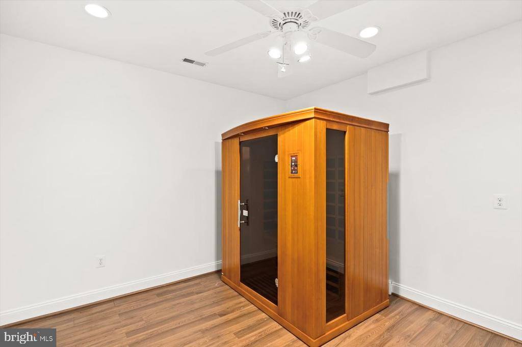 10150 Hedrick Farm Lane, Midland, VA 22728