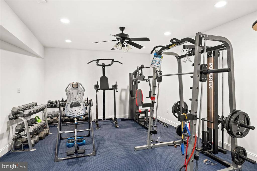 10150 Hedrick Farm Lane, Midland, VA 22728