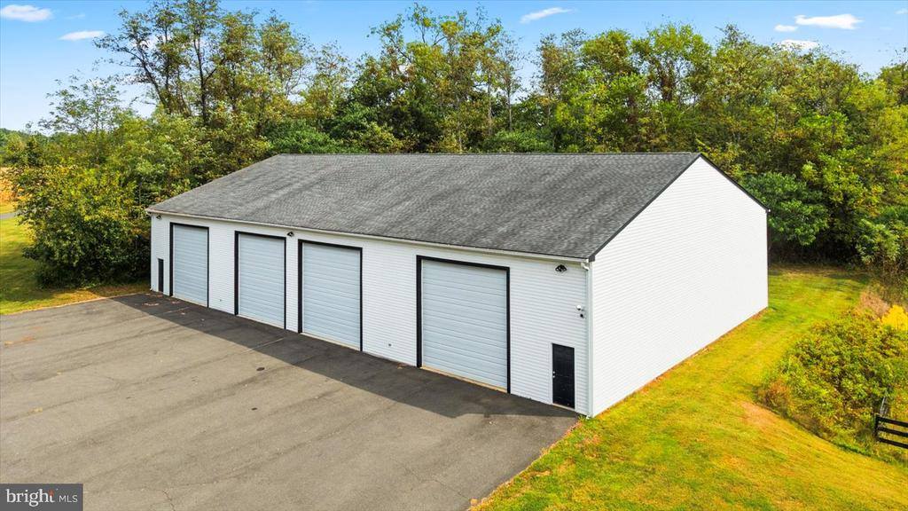 10150 Hedrick Farm Lane, Midland, VA 22728