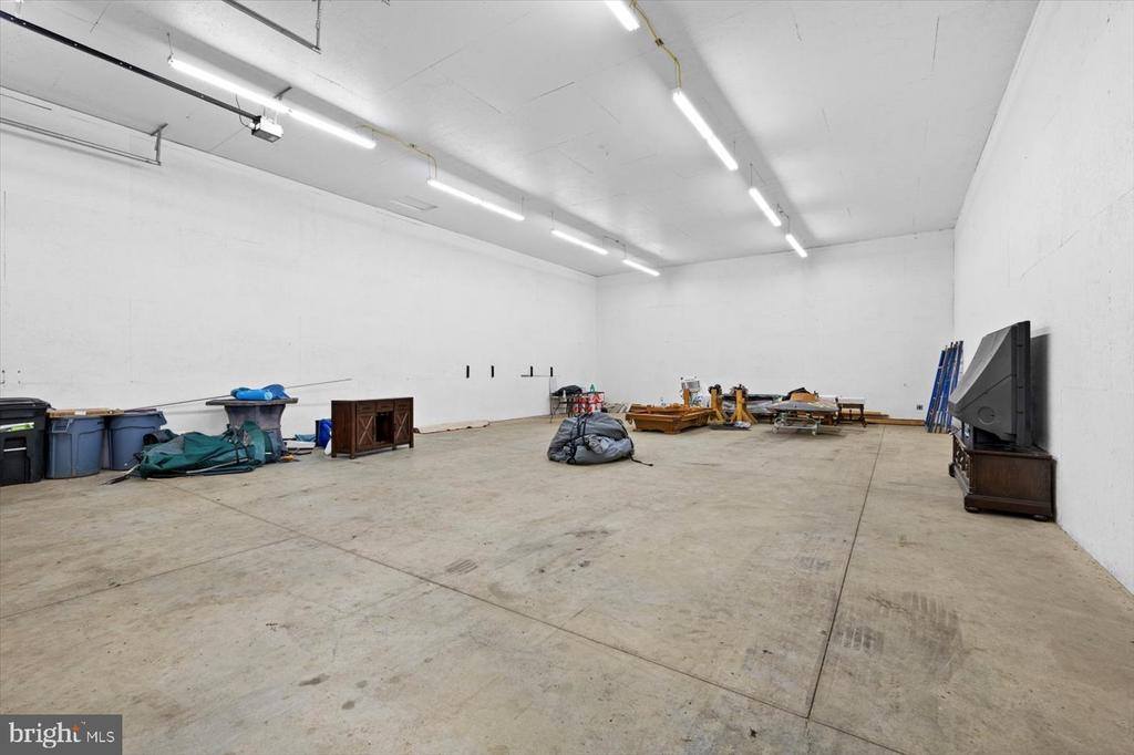 10150 Hedrick Farm Lane, Midland, VA 22728