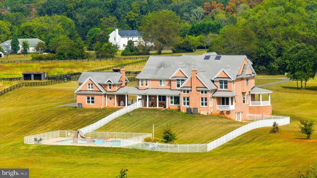 10150 Hedrick Farm Lane, Midland, VA 22728