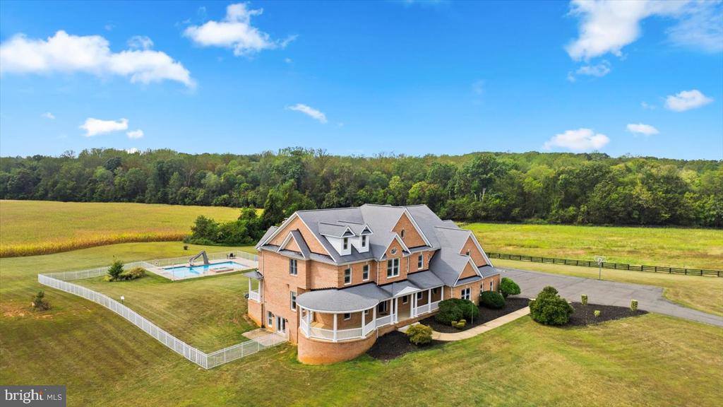 10150 Hedrick Farm Lane, Midland, VA 22728