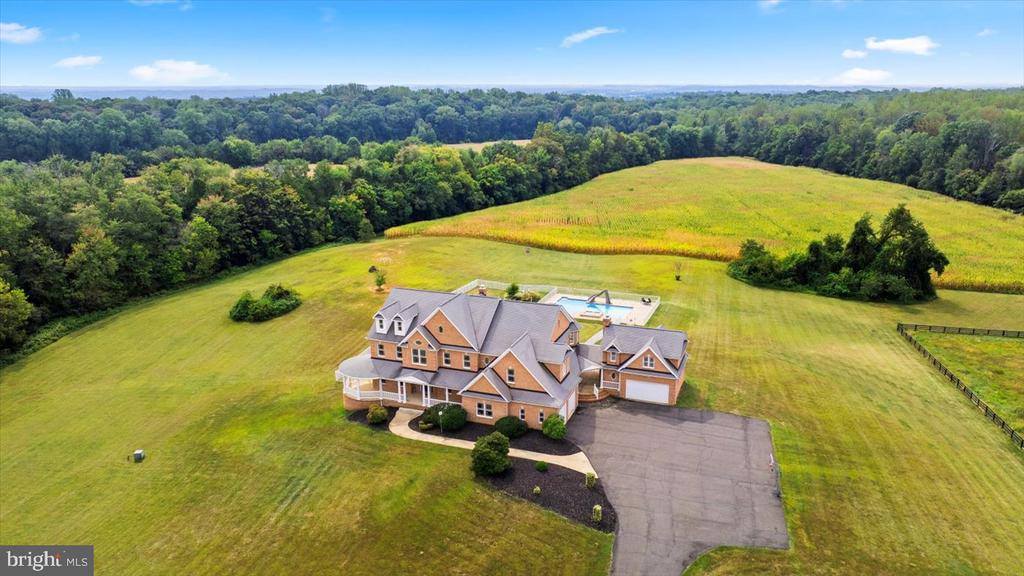 10150 Hedrick Farm Lane, Midland, VA 22728