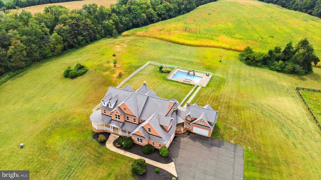 10150 Hedrick Farm Lane, Midland, VA 22728