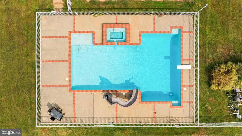 10150 Hedrick Farm Lane, Midland, VA 22728