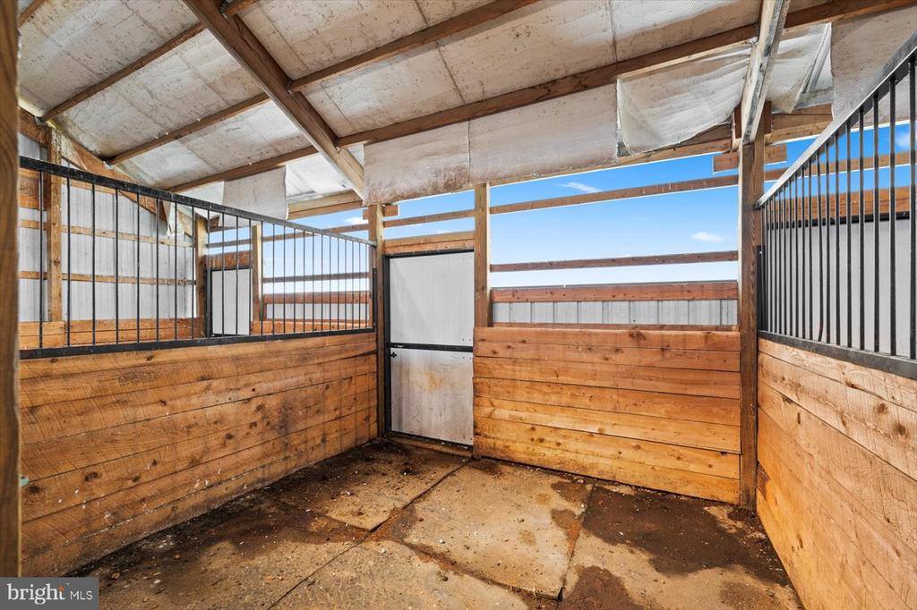 10150 Hedrick Farm Lane, Midland, VA 22728