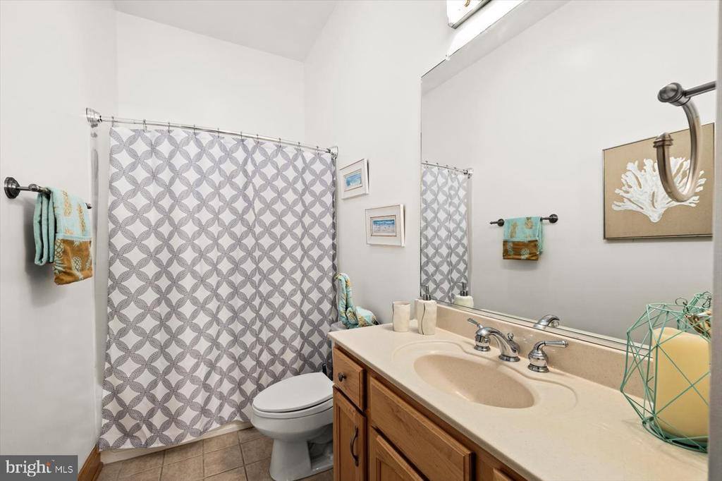 10150 Hedrick Farm Lane, Midland, VA 22728