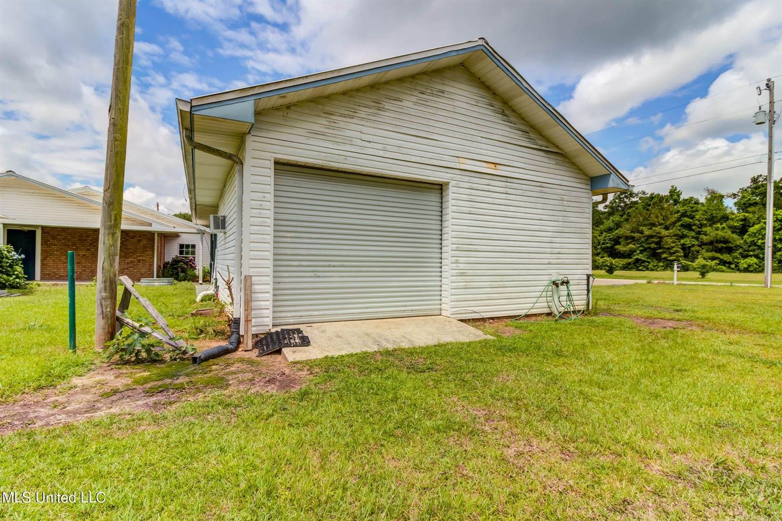 11192 Willie Lee Road, Picayune, MS 39466