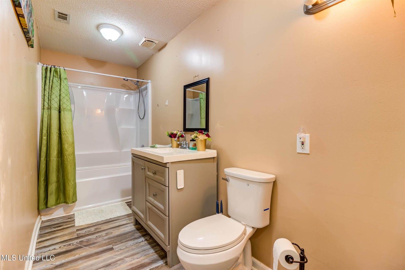 11192 Willie Lee Road, Picayune, MS 39466