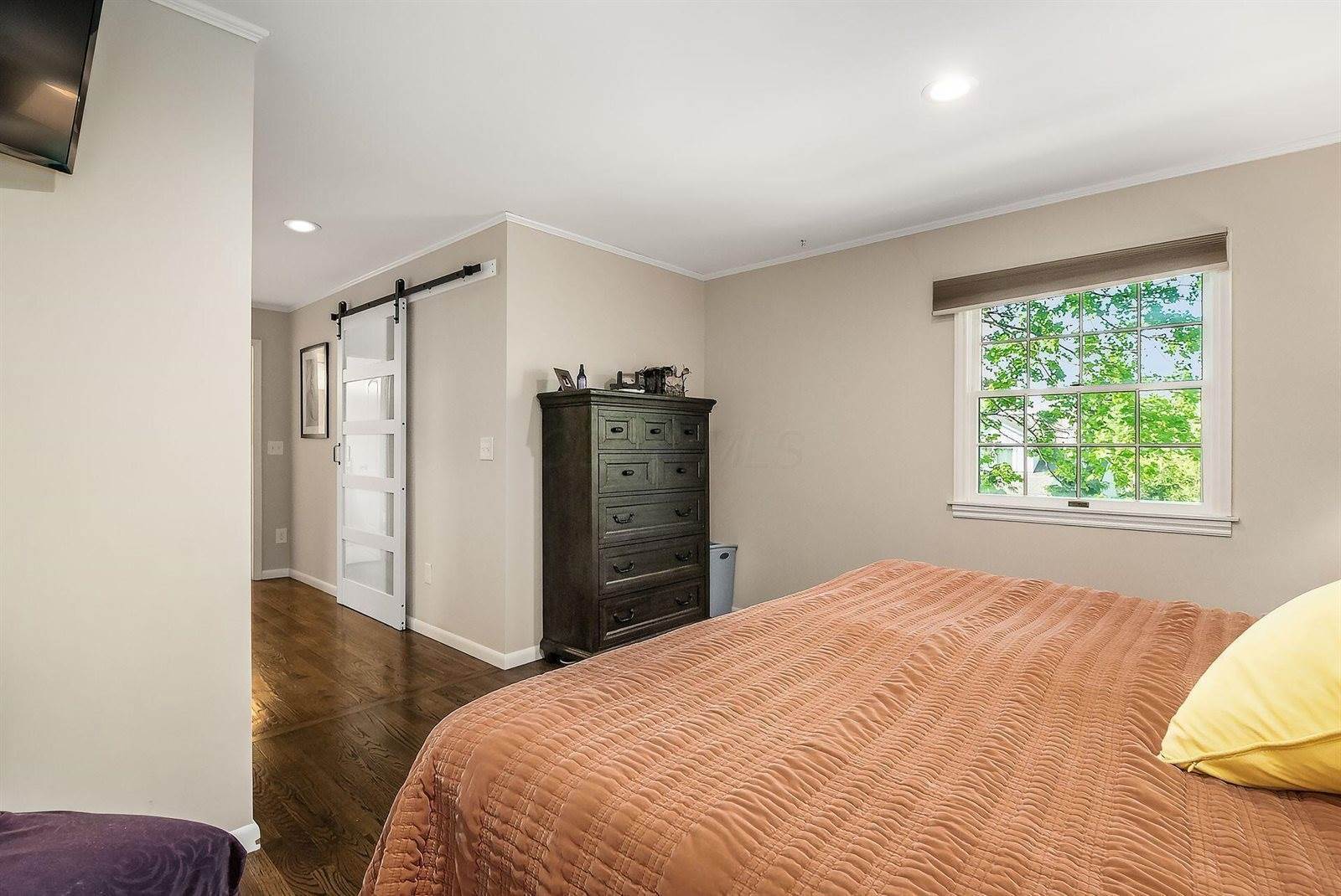 2570 Lane Road, Columbus, OH 43220