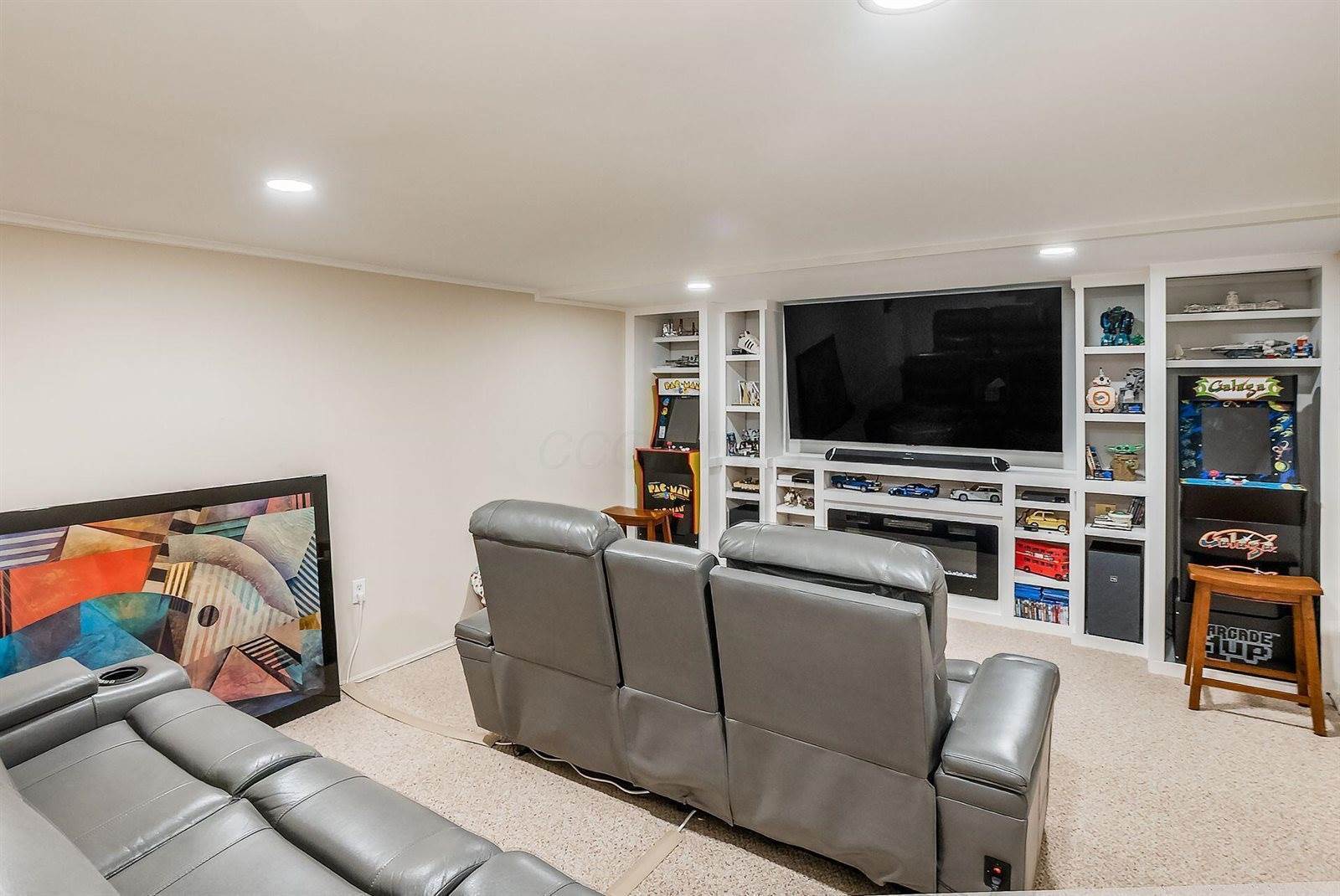 2570 Lane Road, Columbus, OH 43220