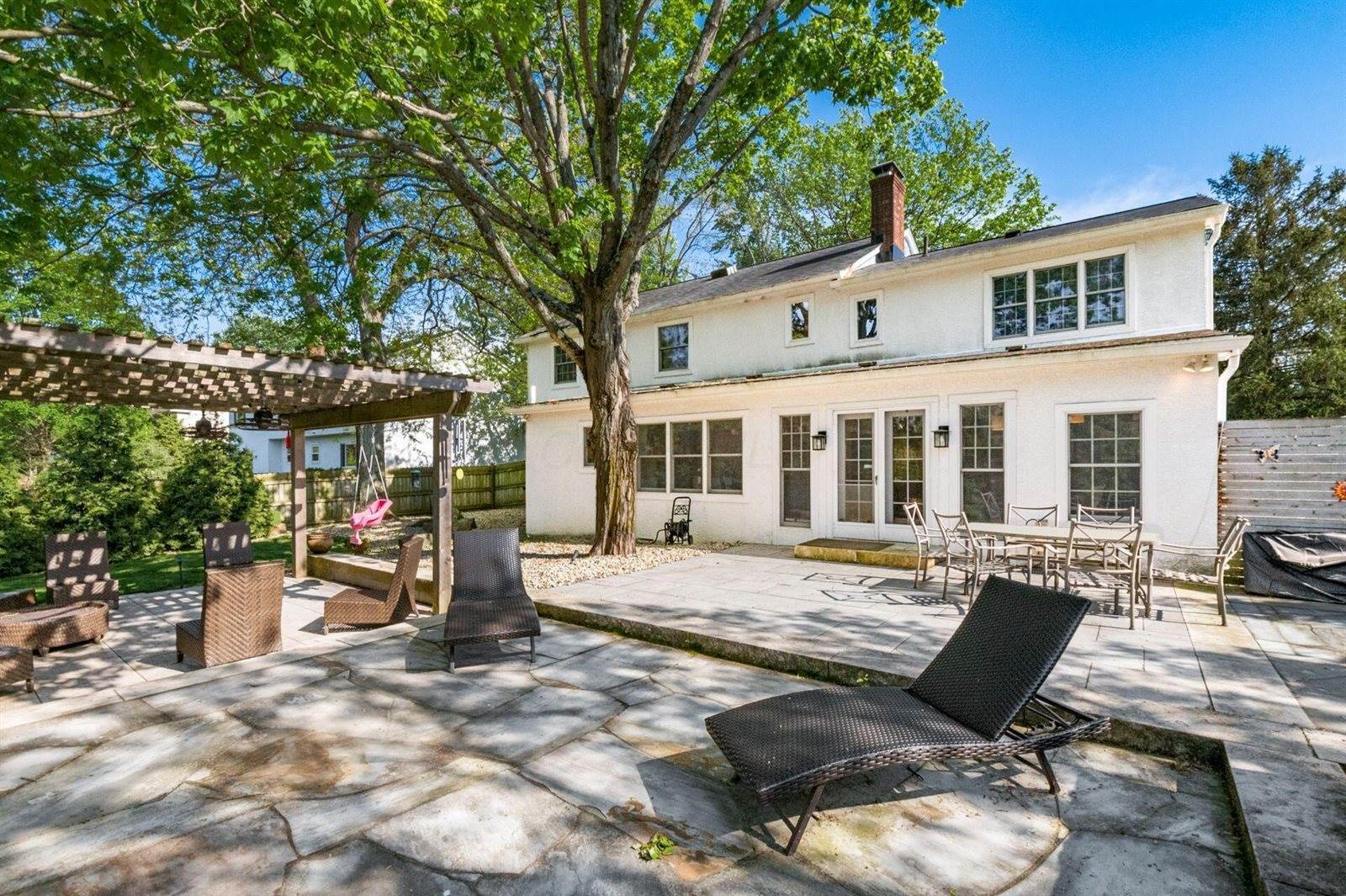 2570 Lane Road, Columbus, OH 43220