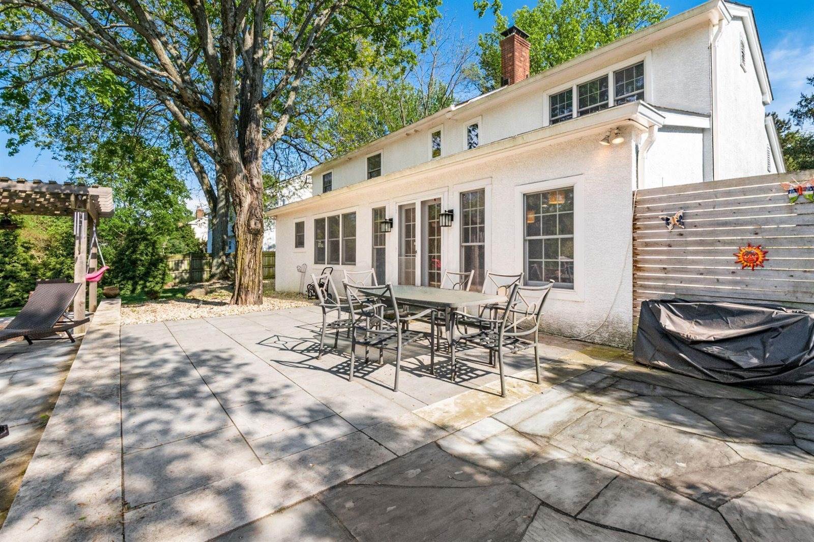 2570 Lane Road, Columbus, OH 43220