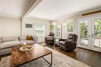 2570 Lane Road, Columbus, OH 43220