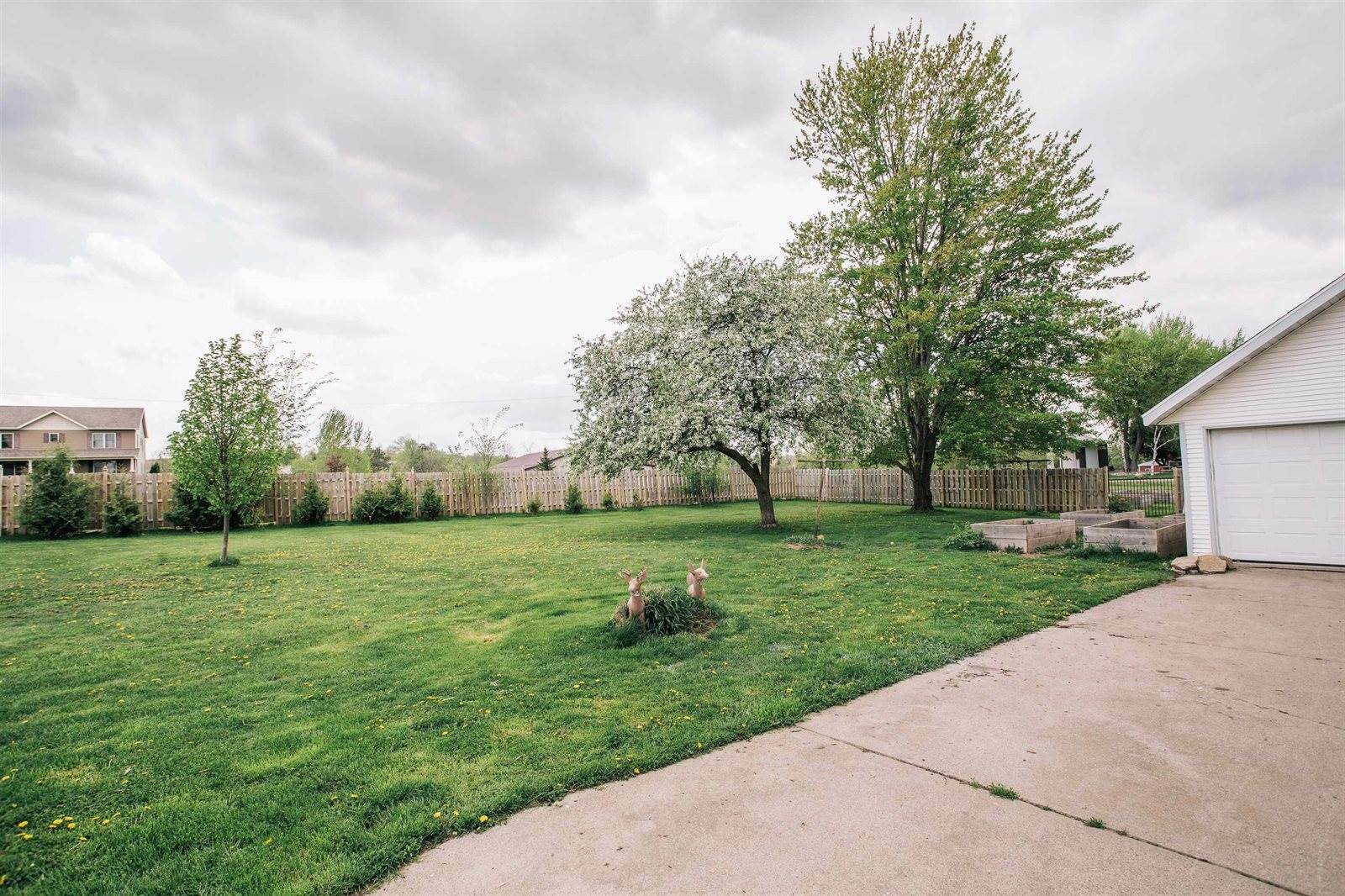 333 Maple Street, Granton, WI 54436