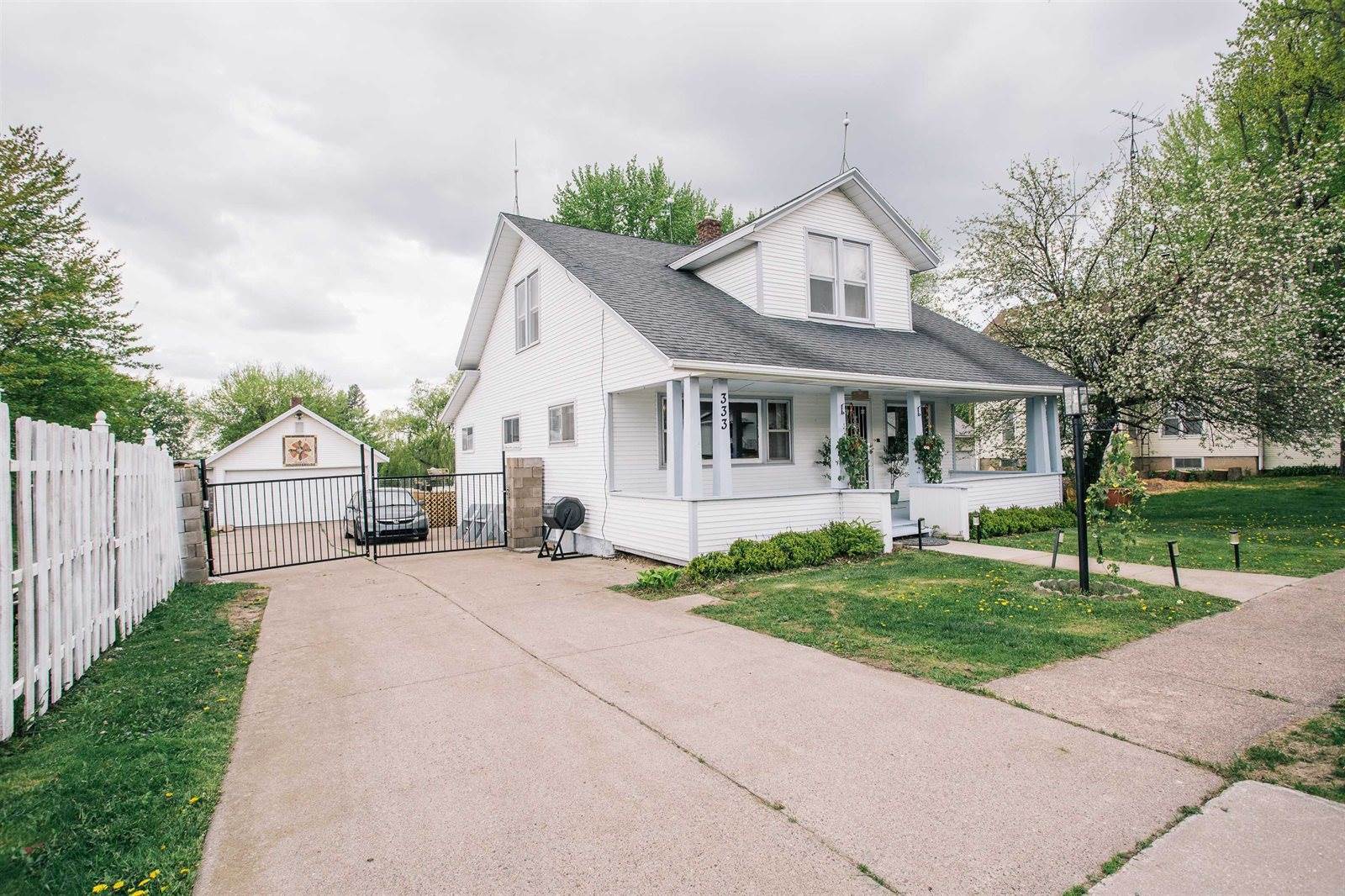 333 Maple Street, Granton, WI 54436