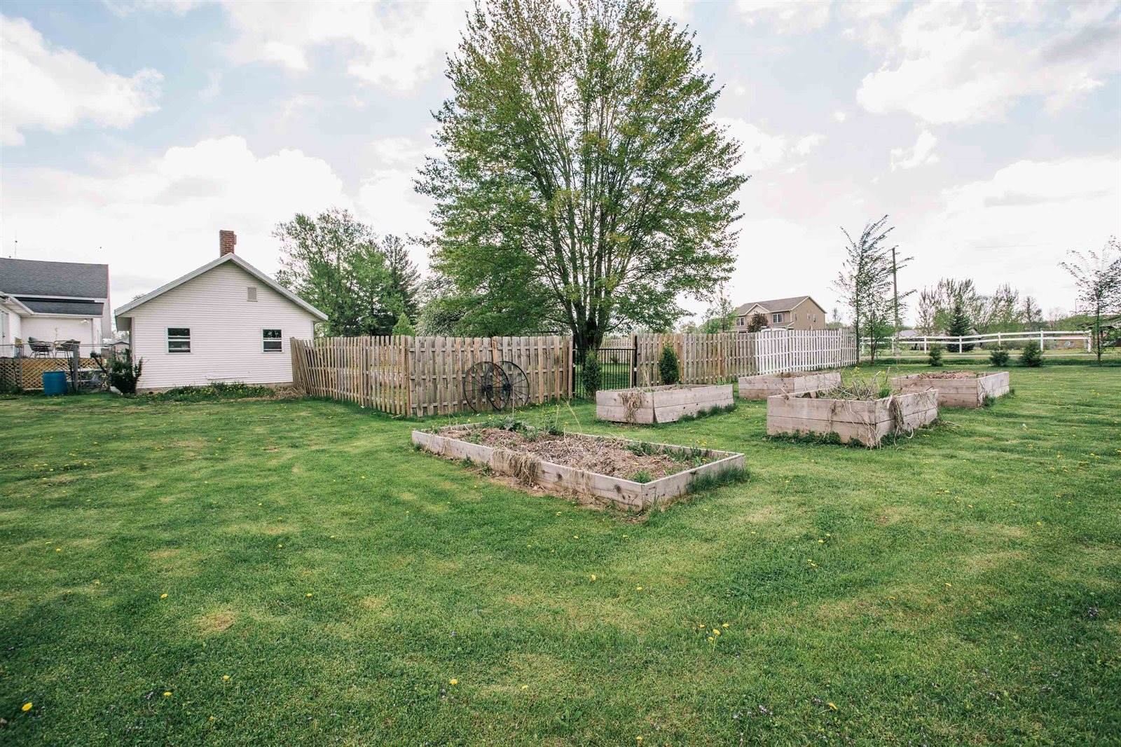 333 Maple Street, Granton, WI 54436