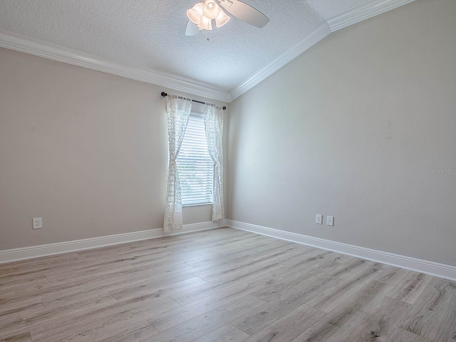 2044 Larkwood Court, The Villages, FL 32162