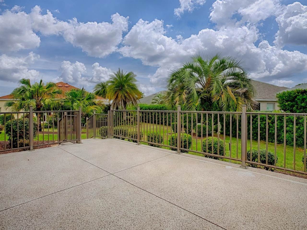 2044 Larkwood Court, The Villages, FL 32162