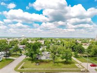 202 West Rosa Street, Shawnee, OK 74804