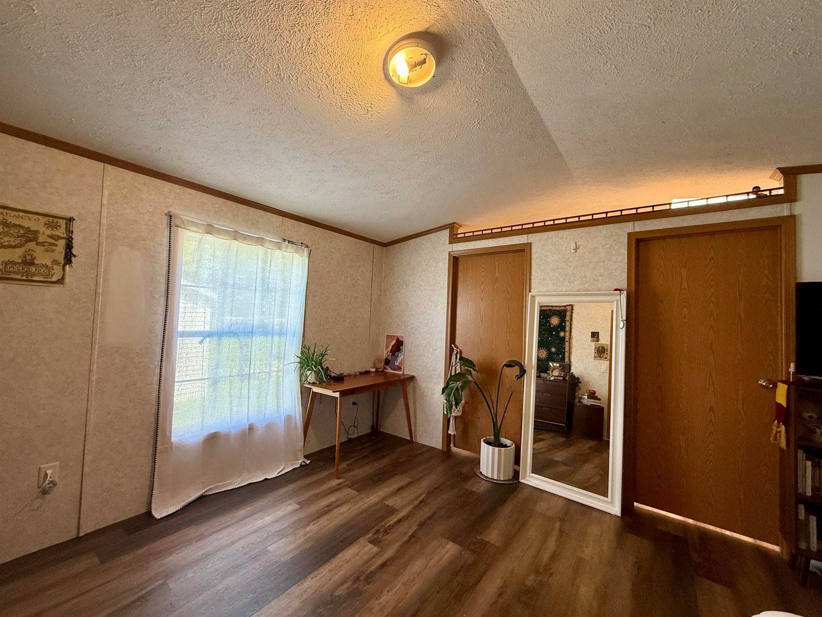 4 M Street, Bangor, ME 04401