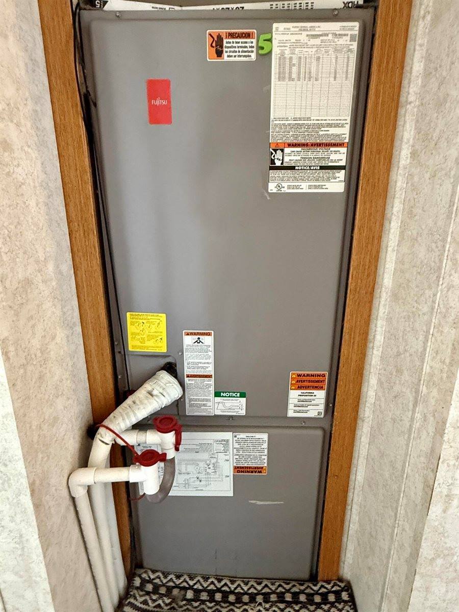 4 M Street, Bangor, ME 04401