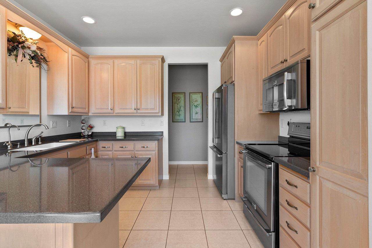 1653 Remington Ridge Way, De Pere, WI 54115