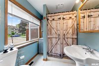 101 North Ridge Street, Cambridge, IL 61238