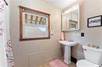 101 North Ridge Street, Cambridge, IL 61238