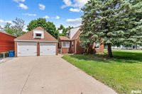 101 North Ridge Street, Cambridge, IL 61238