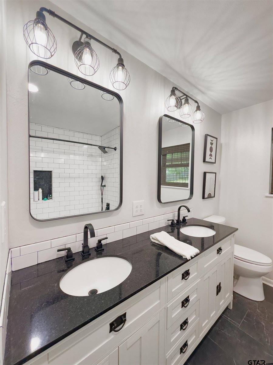 8116 Jewell Lane, Tyler, TX 75703