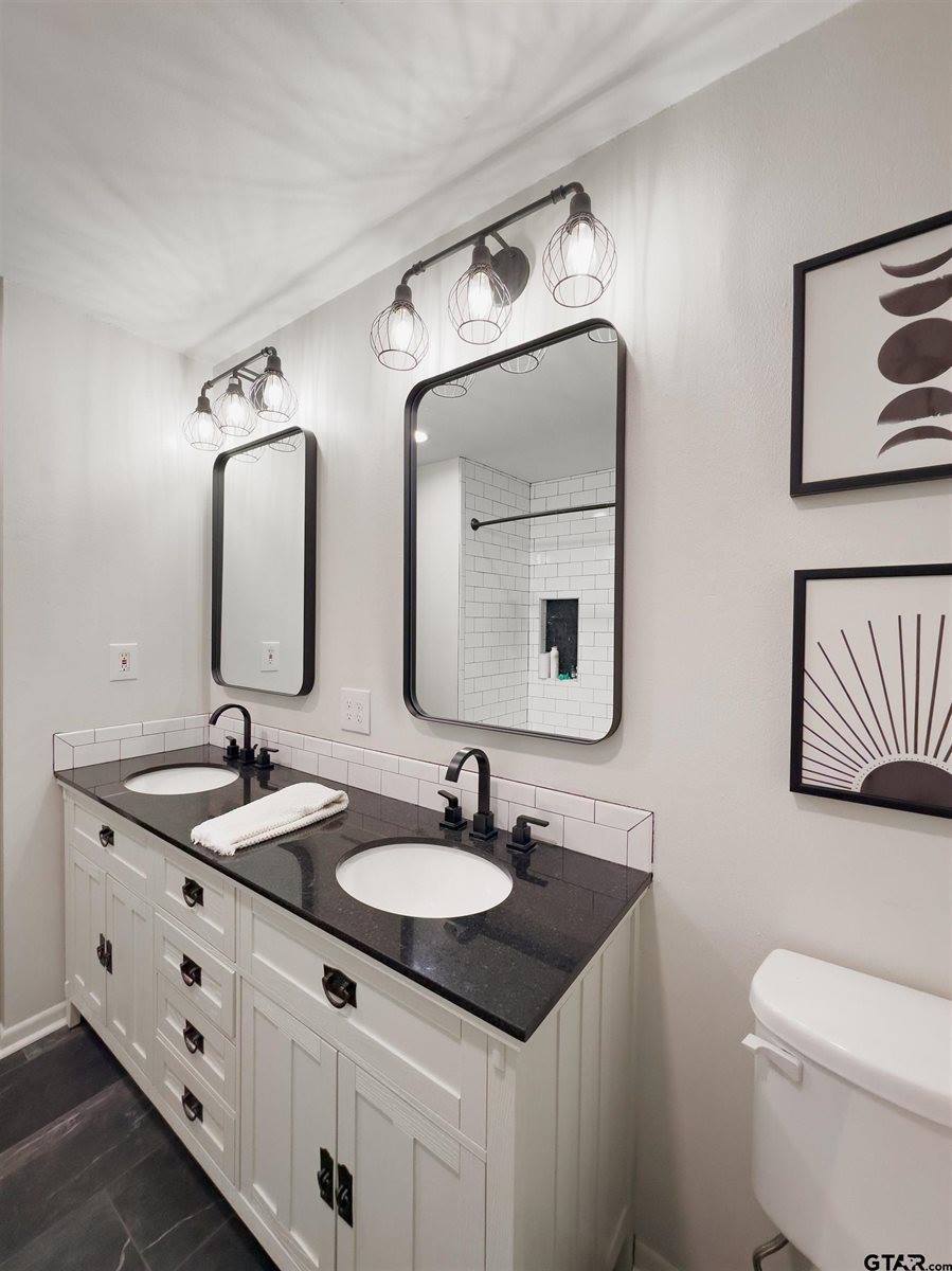 8116 Jewell Lane, Tyler, TX 75703