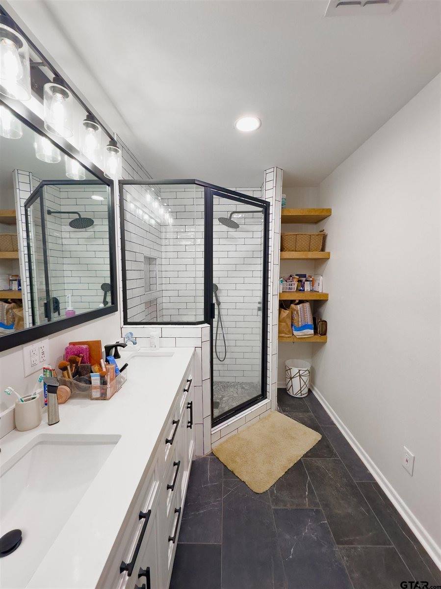 8116 Jewell Lane, Tyler, TX 75703