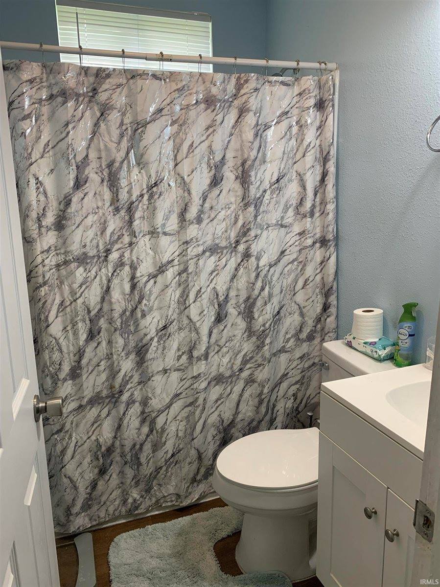 413 W Harvard Avenue, Muncie, IN 47303