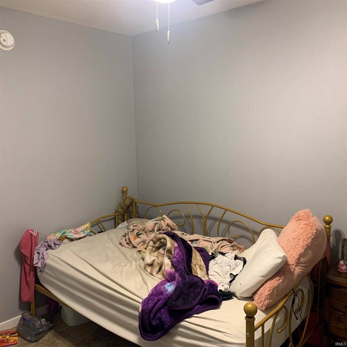 413 W Harvard Avenue, Muncie, IN 47303