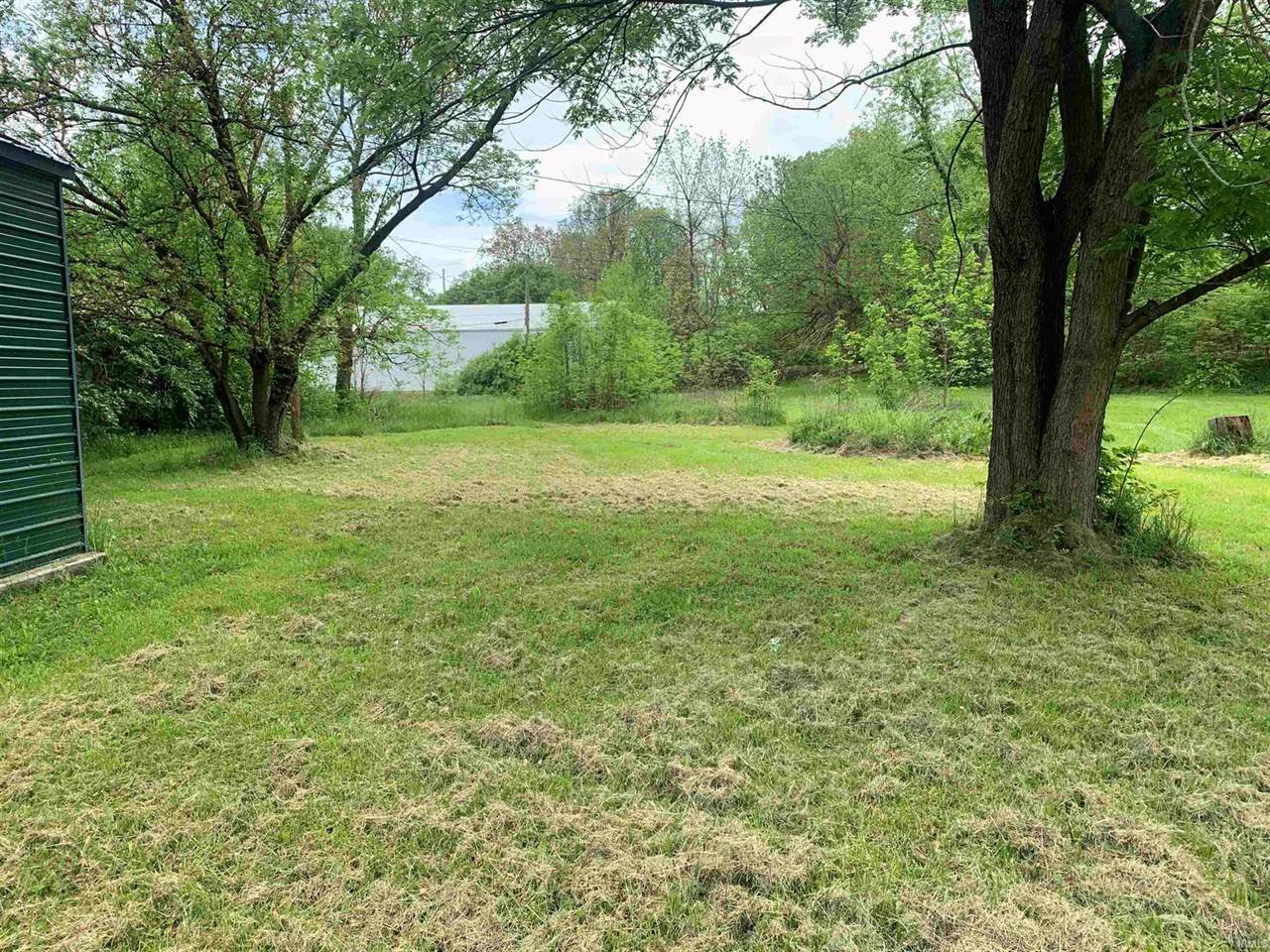 413 W Harvard Avenue, Muncie, IN 47303