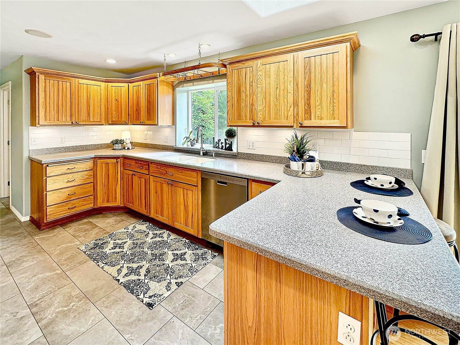 702 Cherry Road, Montesano, WA 98563