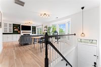 4 Persimmon Ct, Jersey City, NJ 07305